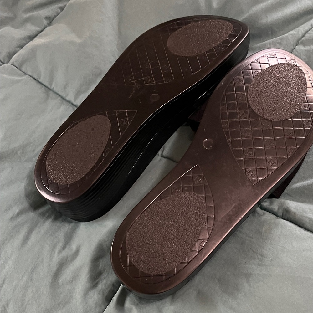Donald J. Pliner Black Slide Sandals - Picture 3 of 5